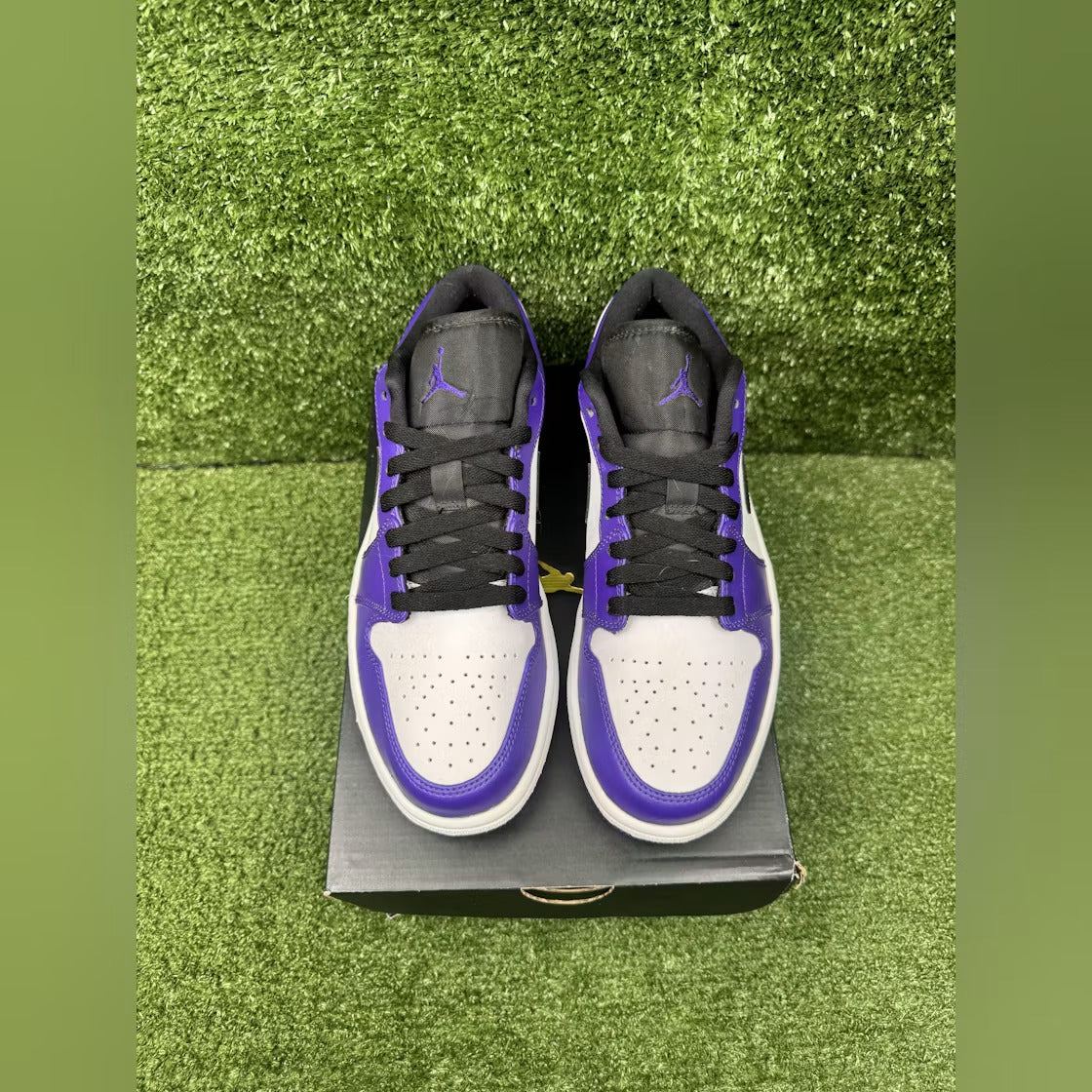 Used - Air Jordan 1 Low Court Purple White - US M 8 - detail 2