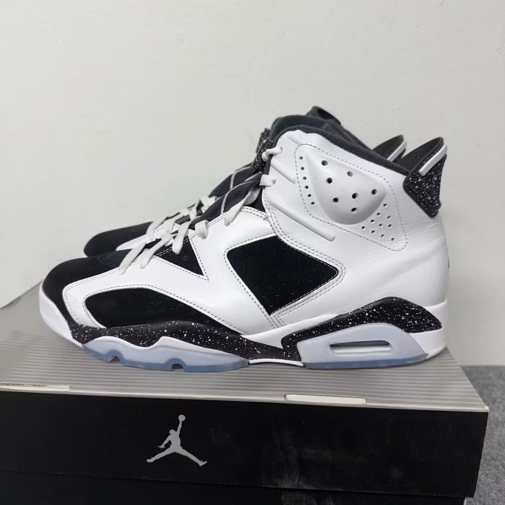 Used - Air Jordan 6 Retro Oreo (2026) - US M 12 - detail 4