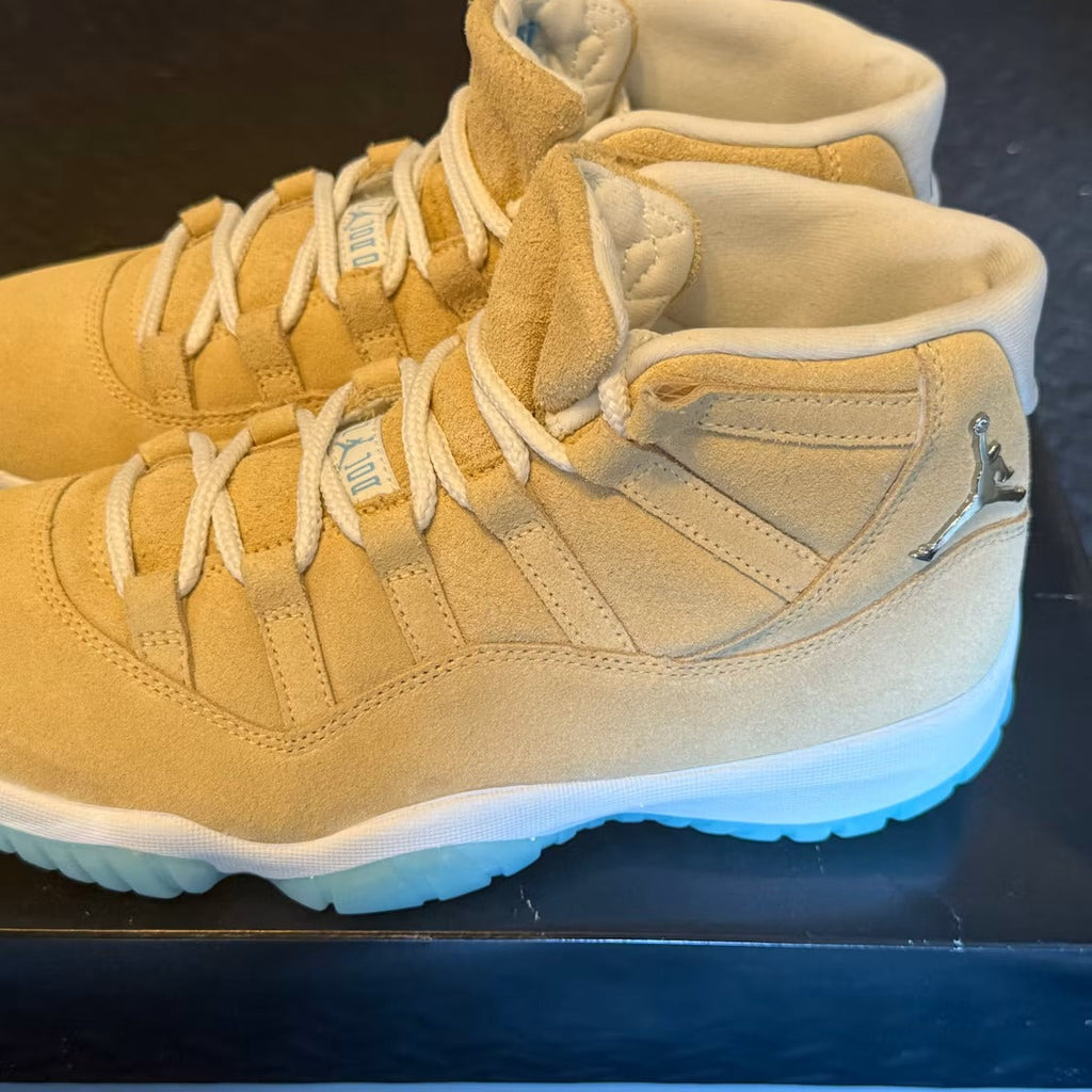 Used - Air Jordan 11 Retro H-Town - US M 9 - detail 3