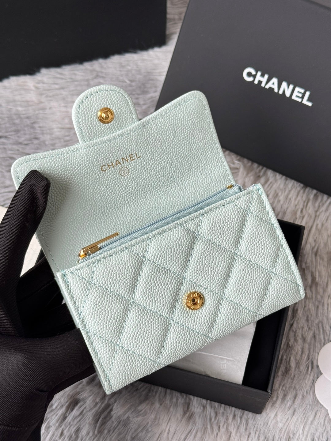 Chanel 25S Classic Flap Card Holder 11 in Soft Mint Caviar Gold Hardware