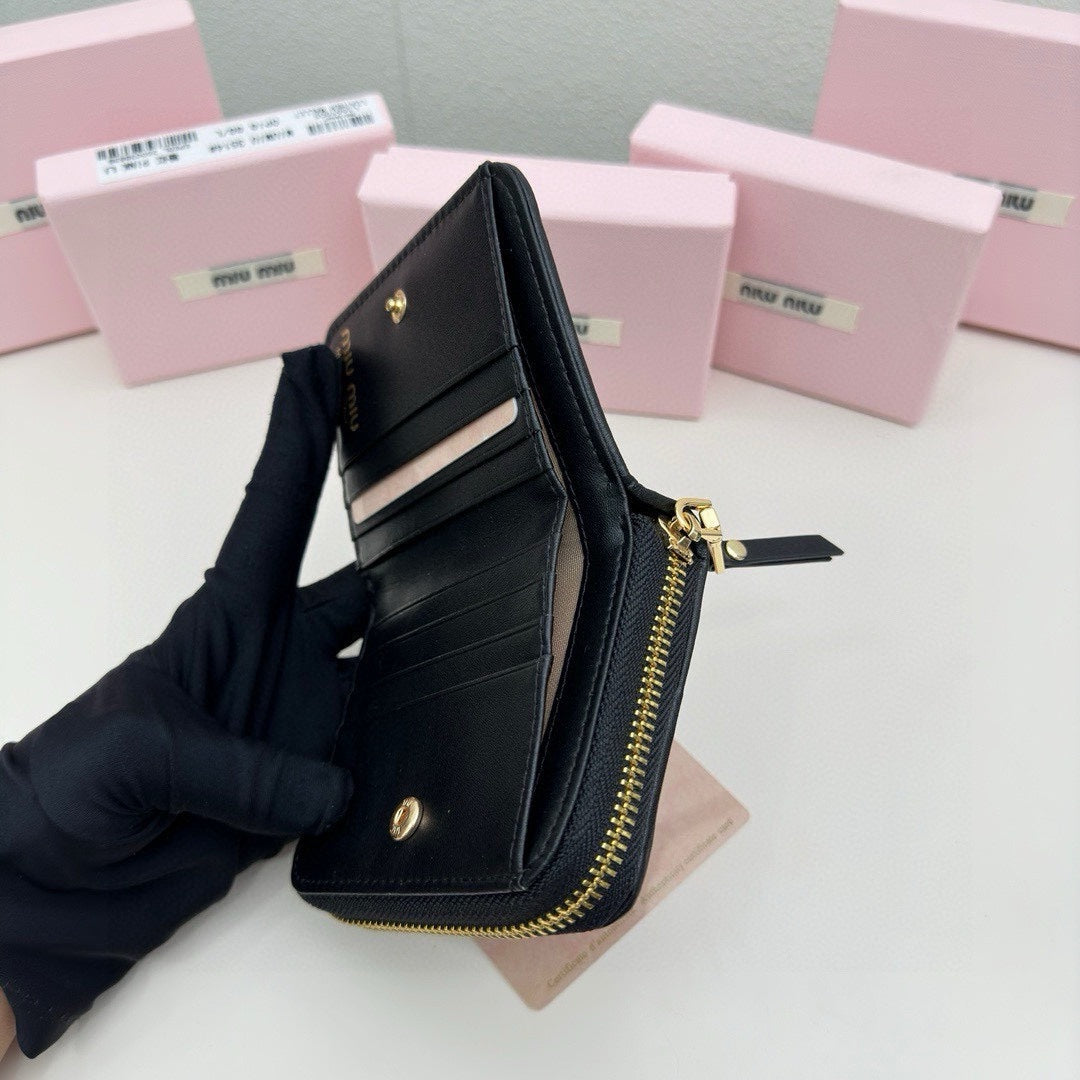 Small Matelassé Wallet 10 in Black Leather