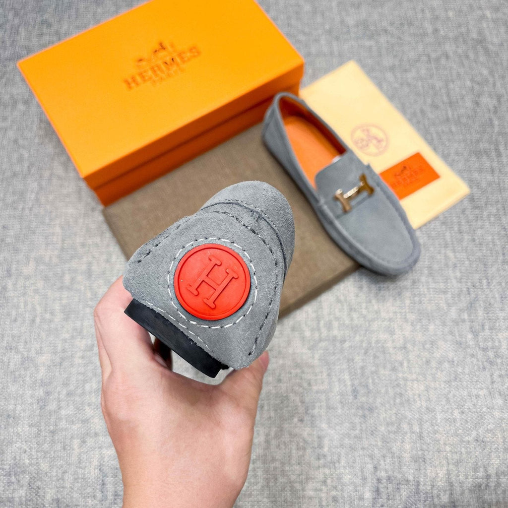 Hermès Light Gray Suede Driving Loafers — detail
