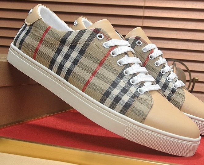 Burberry Beige Plaid Low-Top Sneakers — front