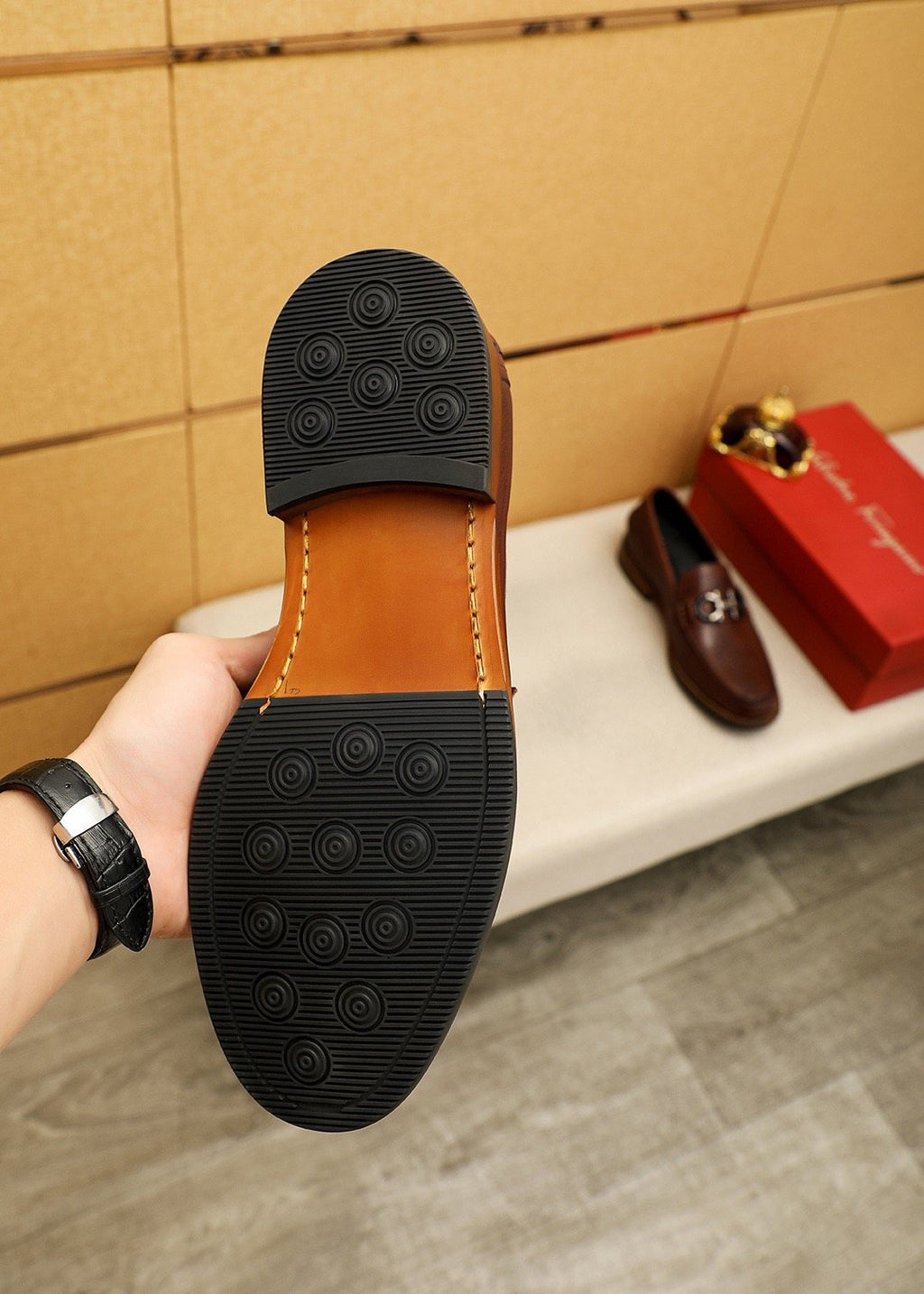 微商相册测试鞋子-Salvatore Ferragamo Leather Bit Loafers — detail