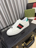 Gucci Stripe Low-Top Sneakers — hero