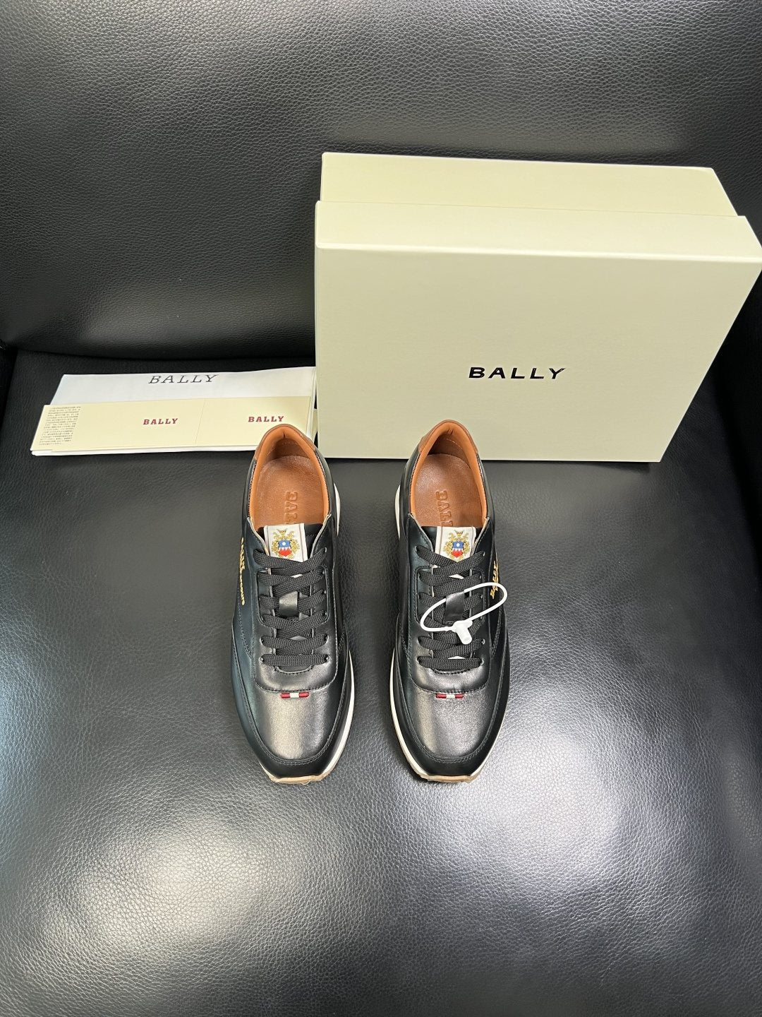 BALLY Black and Brown Low-Top Sneakers — front
