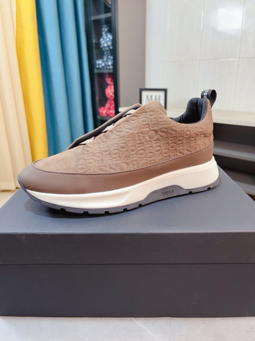 HUGO BOSS Textured Low-Top Sneakers — front