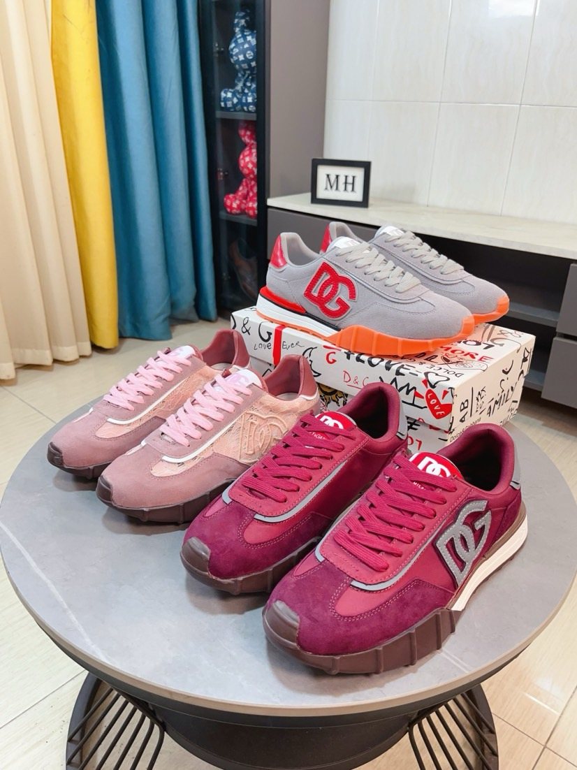 微商相册测试鞋子-Dolce & Gabbana Logo Low-Top Sneakers — front